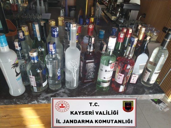 Belgesi olmadan alkol satışı yapan işletmelere operasyon
