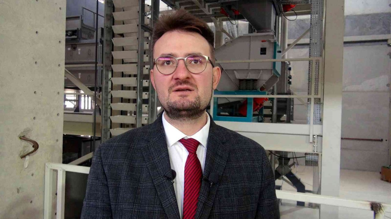 Ezine Gıda İhtisas OSB’nin ilk fabrikası üretime başladı