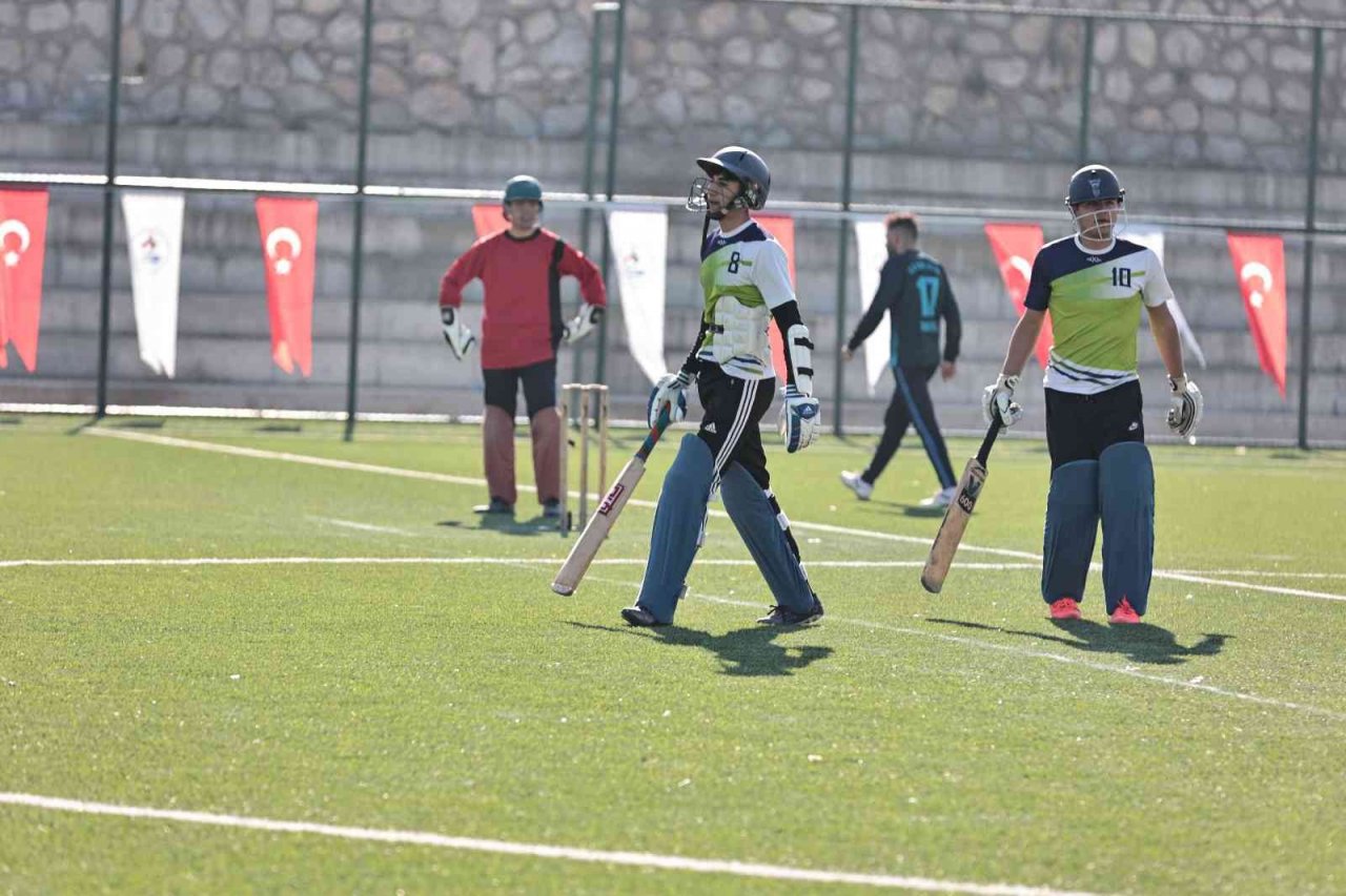 Kriket Türkiye Şampiyonası devam ediyor