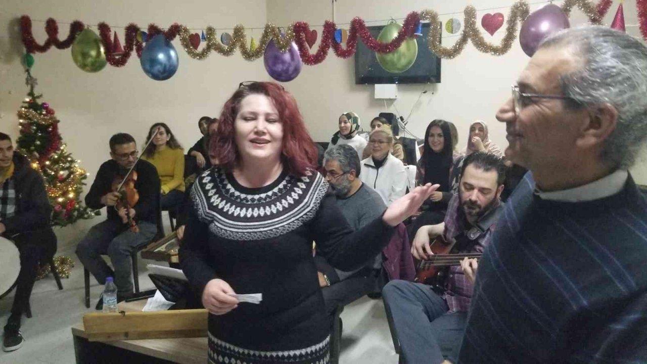 Özel Manisa Bakım Merkezinde yeni yıl eğlencesi