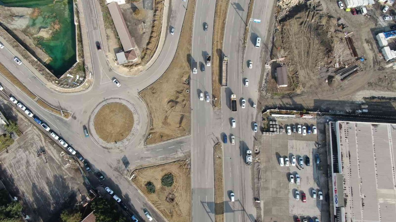 Trafik çilesini sona erdirecek projenin yüzde 90’ı tamamlandı