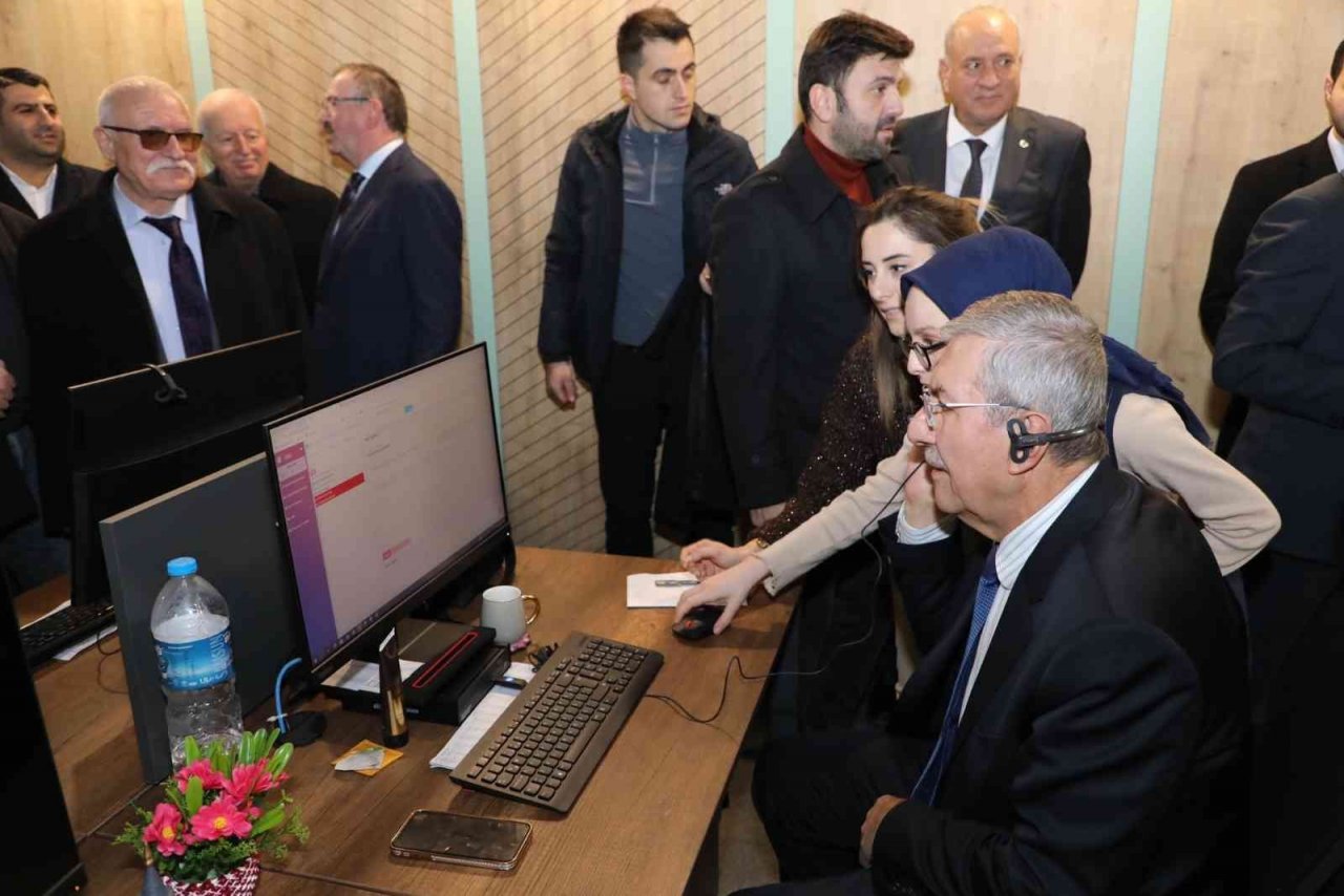 ALO 153’teki çağrıları milletvekilleri cevapladı
