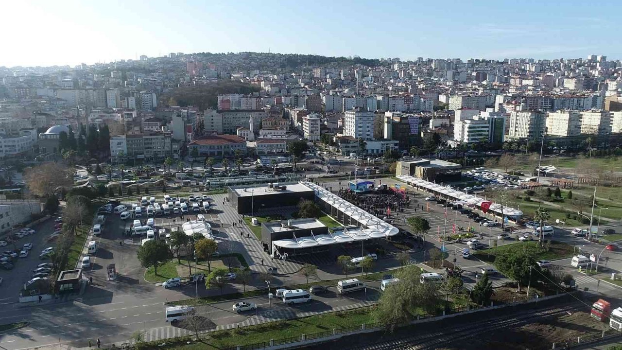Transfer Merkezi açıldı, ilçe dolmuşları 12 yıl sonra şehre girdi