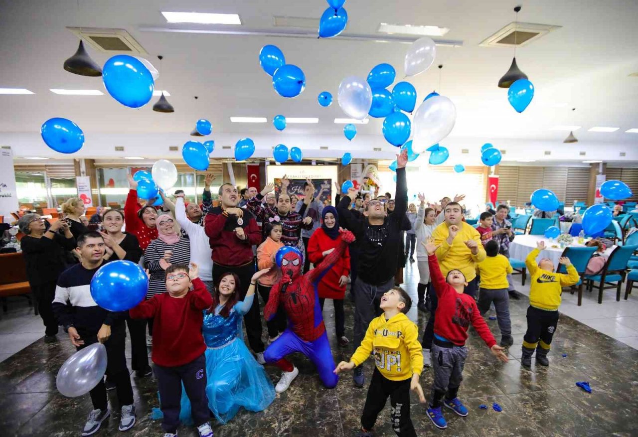 Bayraklı’da yılbaşı coşkusu