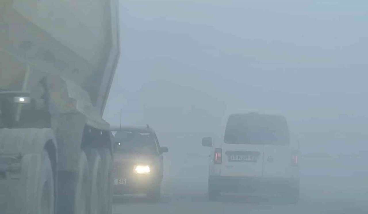 Yoğun sis hayatı olumsuz etkiledi