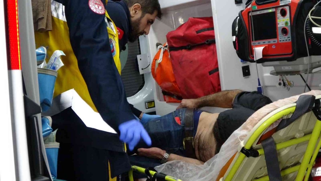 Manavgat Irmağı’na düşen alkollü şahsı itfaiye kurtardı