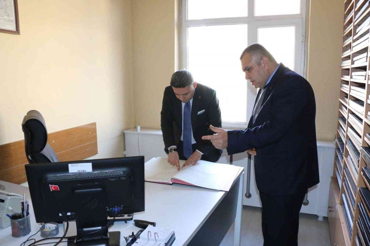 Kaymakam Özçelik: “Kamu hizmetlerinin hızlı ve verimli ifa edilmesi için çalışıyoruz”