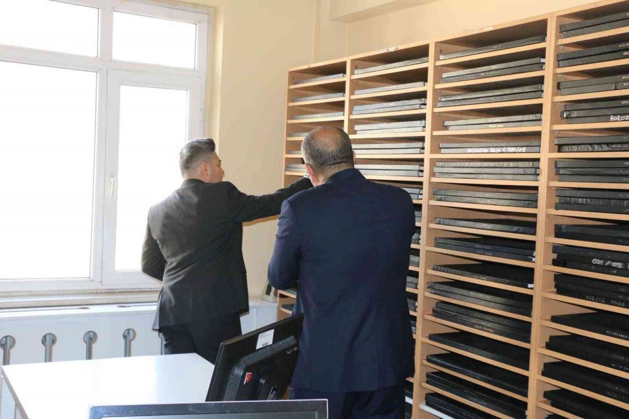 Kaymakam Özçelik: “Kamu hizmetlerinin hızlı ve verimli ifa edilmesi için çalışıyoruz”