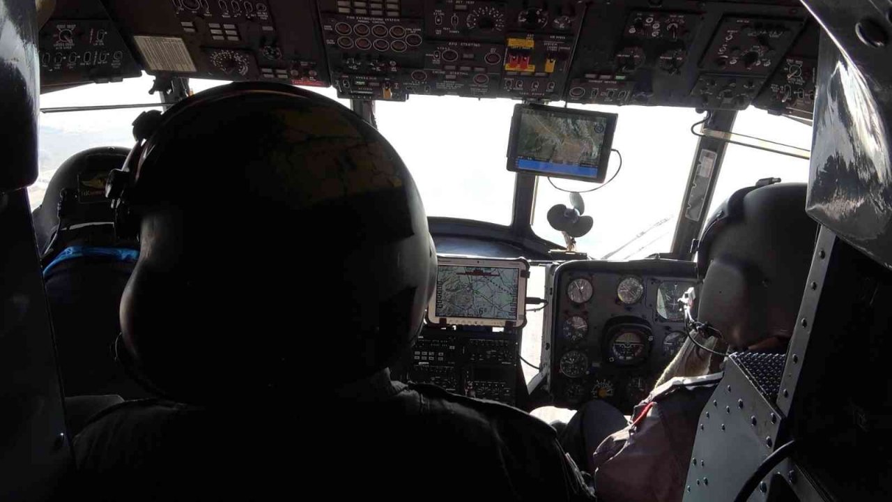 Havada denetim yapan jandarmadan kazaya anında müdahale