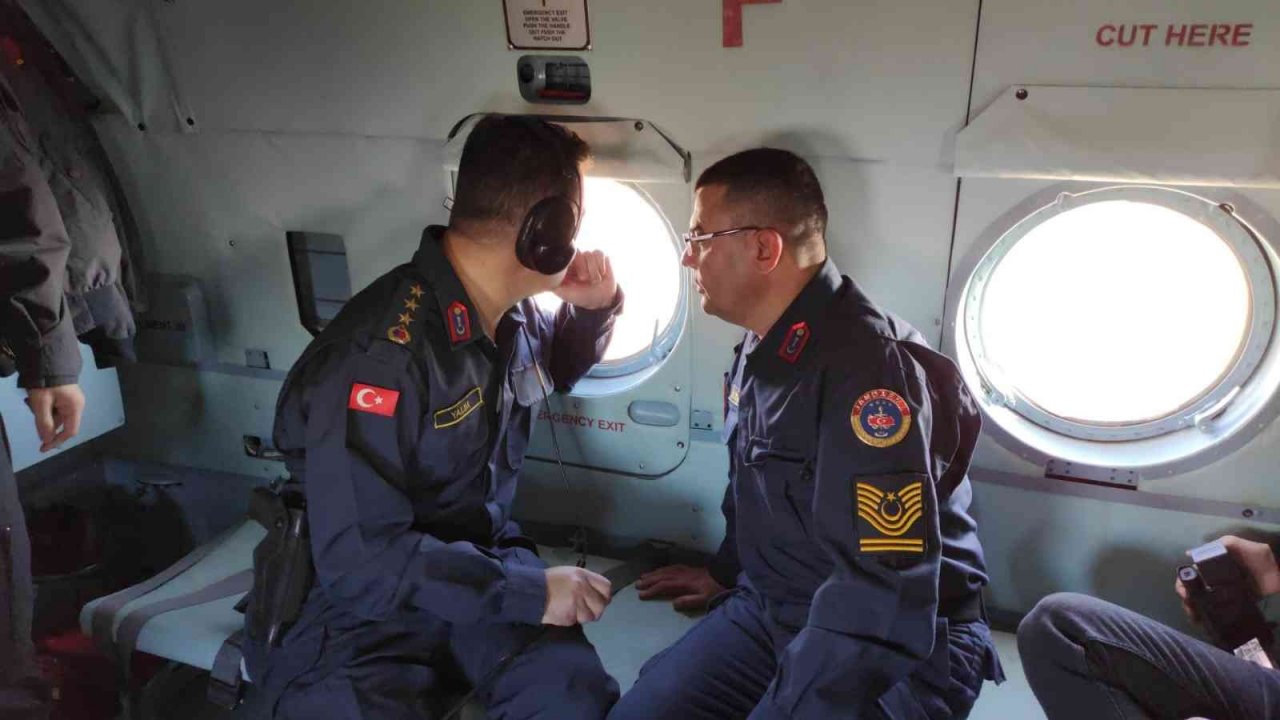 Havada denetim yapan jandarmadan kazaya anında müdahale