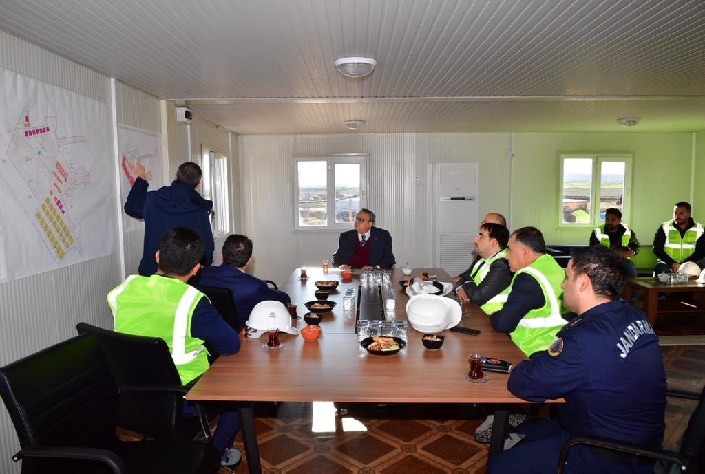 Vali Su, Türkiye’nin en büyük lojistik merkezi projesinde çalışmaları inceledi