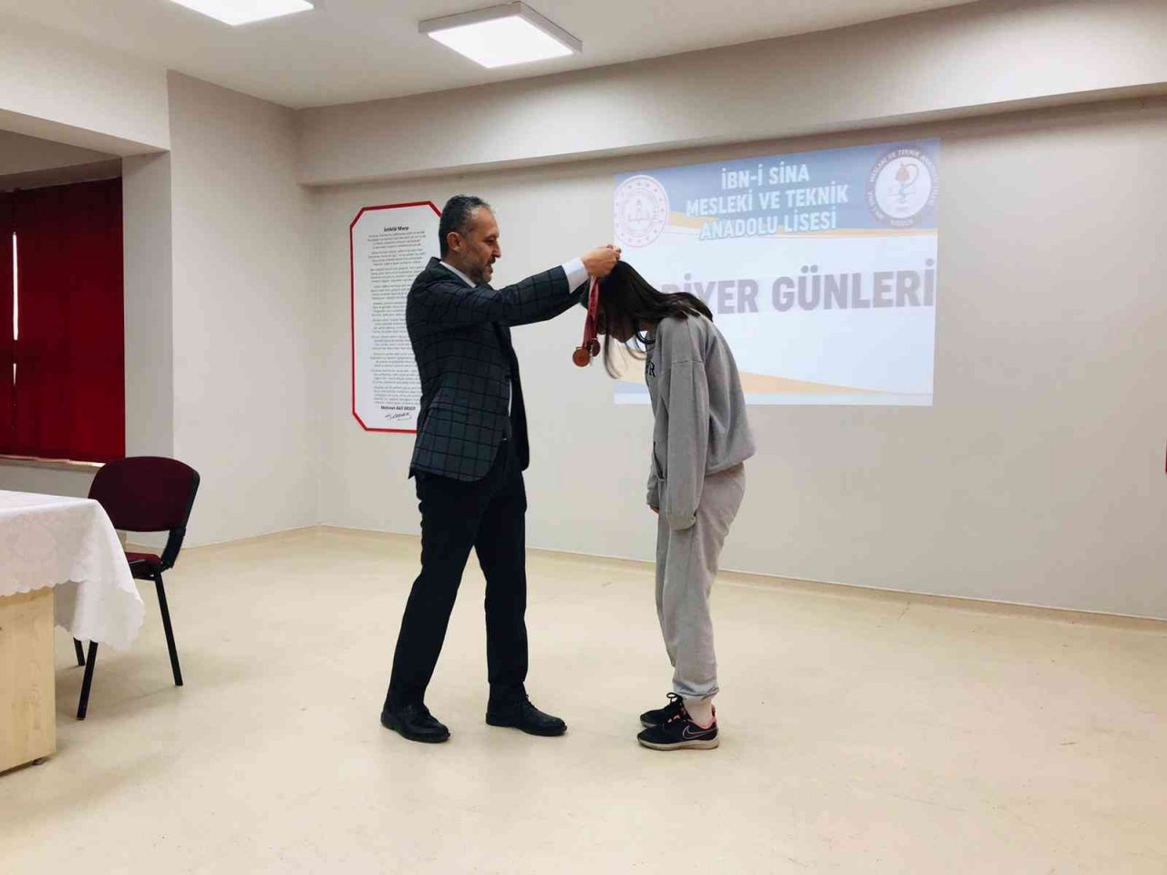 Öğrenciler mesleği erbabından dinledi