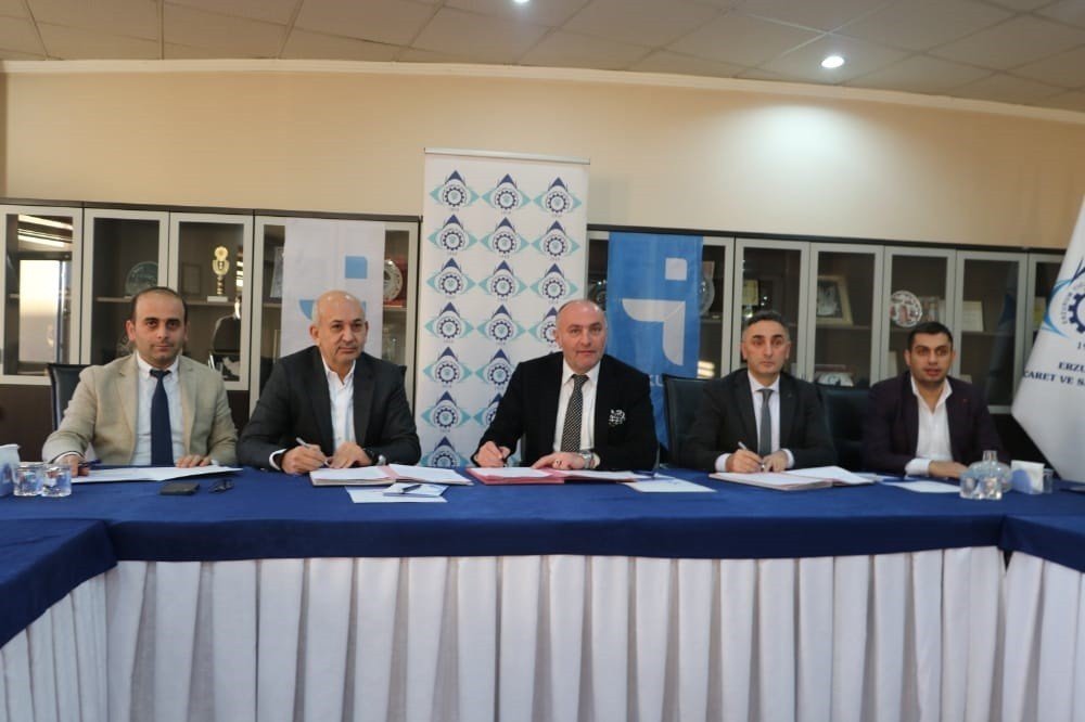 İşgücü piyasasında tekstil sektörünün talep ettiği mesleklerde nitelikli işgücü yetiştirilecek