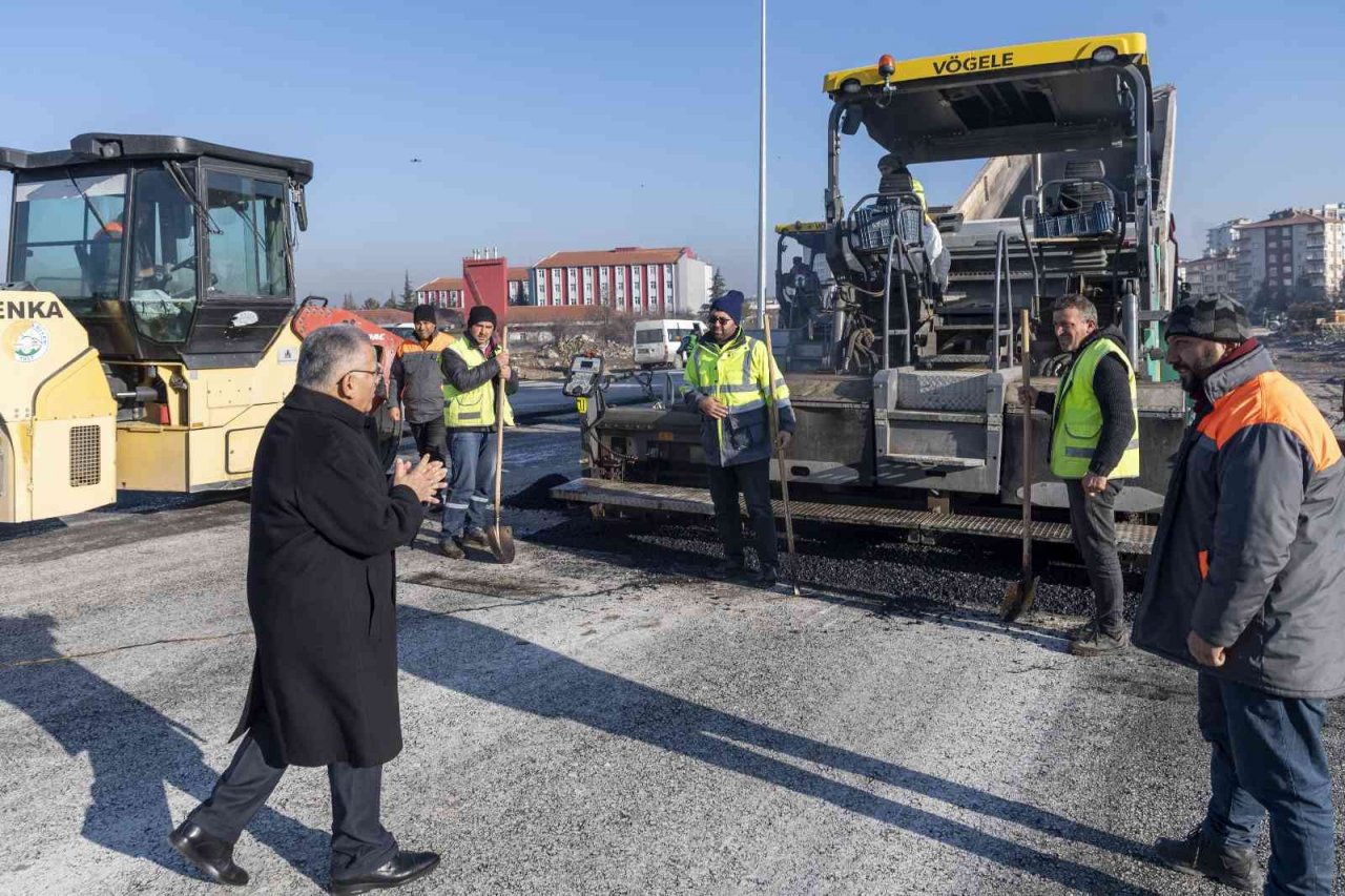 Büyükşehir’den 4,7 kilometrelik stratejik bir yol daha
