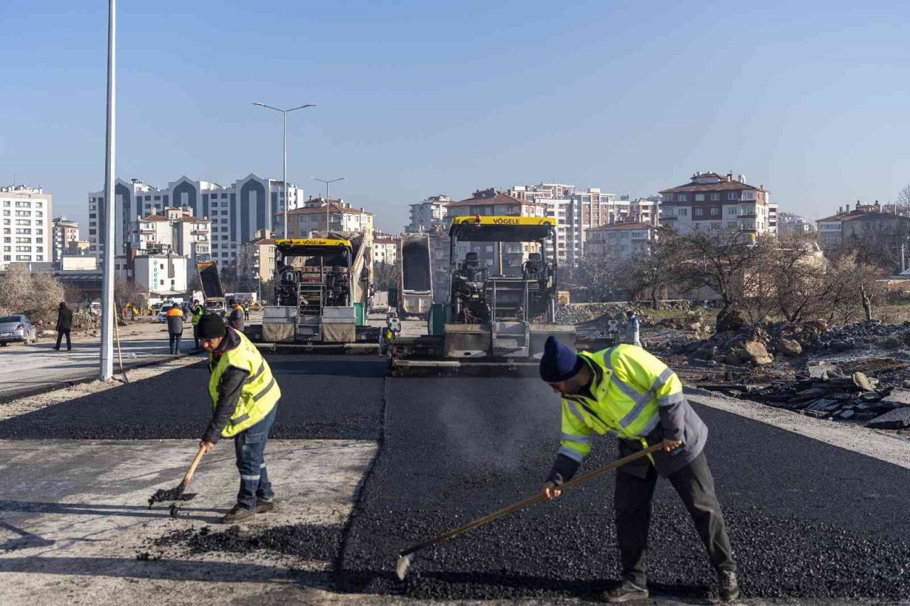 Büyükşehir’den 4,7 kilometrelik stratejik bir yol daha