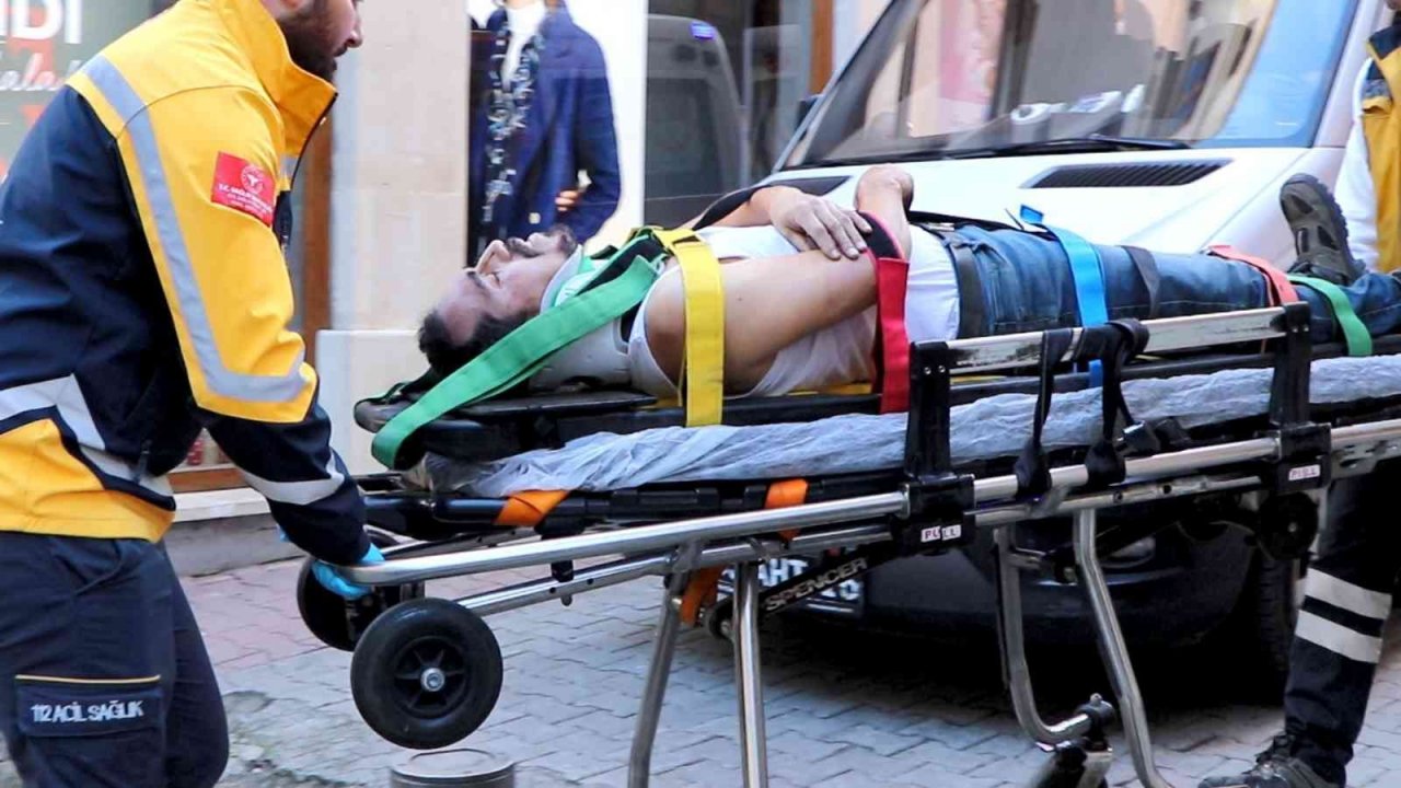 Bastığı kartonpiyer kırılan işçi 4 metreden yere düştü