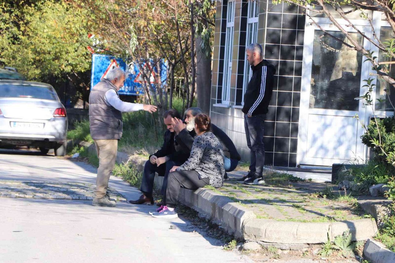 Tır kazasında yakınlarını kaybeden aileden tepki