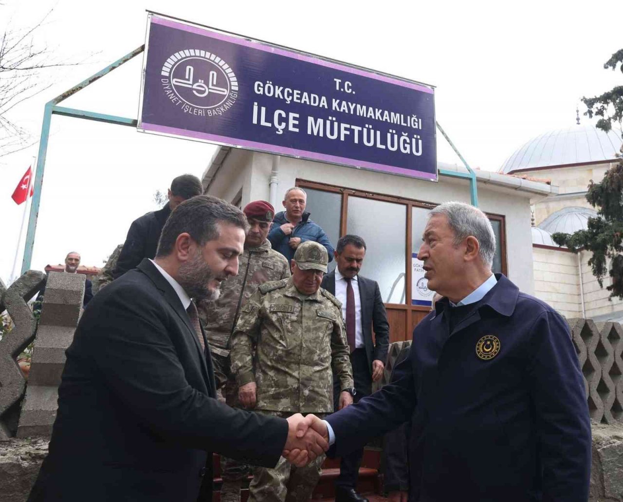 Bakan Akar ve TSK komuta kademesinden “Rüzgar Alayı”na ziyaret