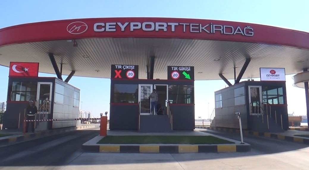 Devlet kararını dikkate almayan özel limana Valilikten suç duyurusu