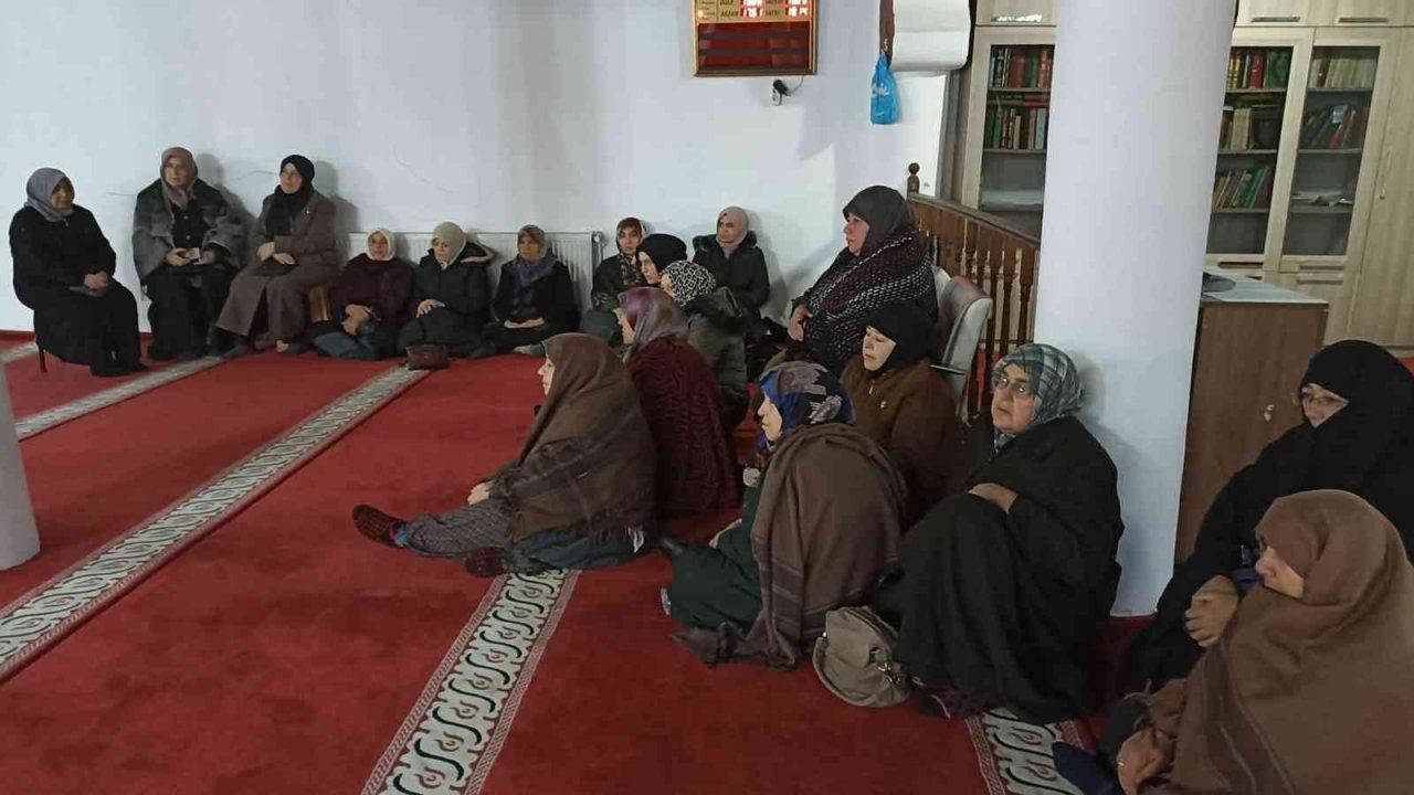 Kutsal topraklara gidecek vatandaşlara bilgilendirme yapıldı