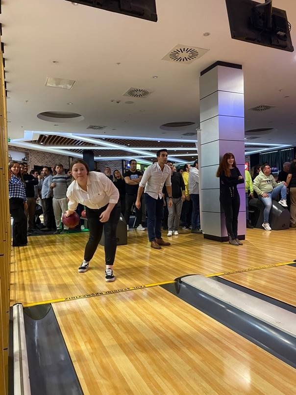 HasTavuk personeli bowlingte eğendi