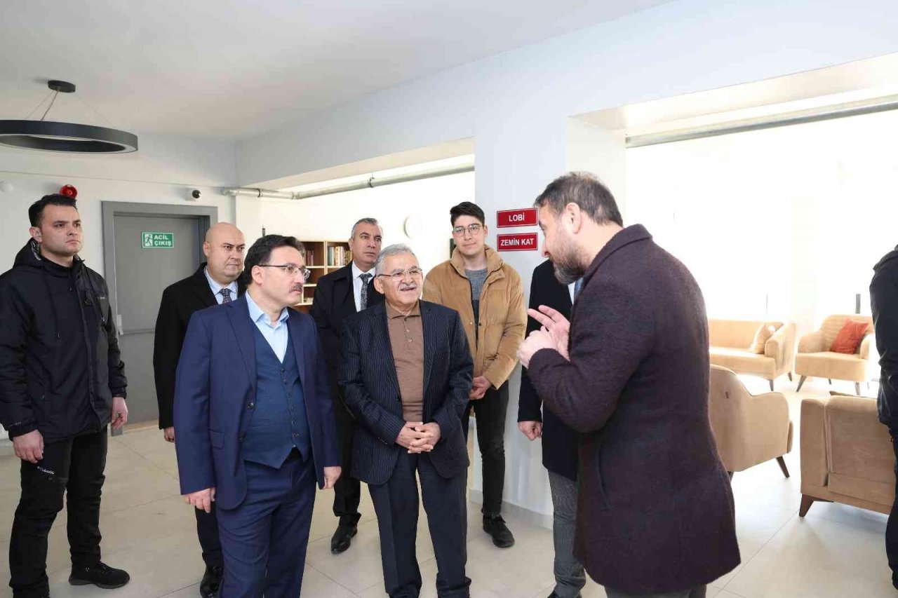 Başkan Büyükkılıç ve Vali Çiçek’ten ‘insan’ odaklı projelere ziyaret