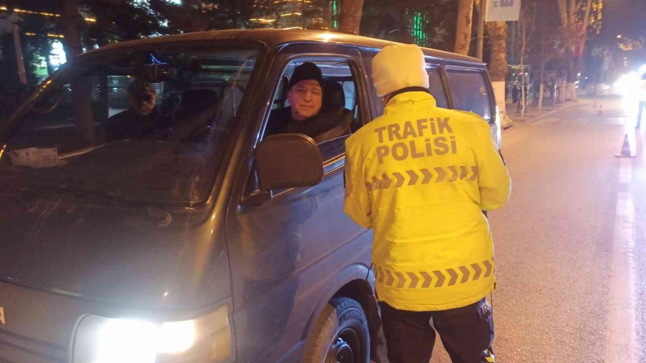 Malatya’da polis ekipleri yılbaşı denetiminde