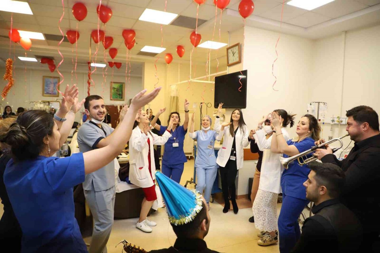 SANKO Üniversitesi Hastanesi’nde yeni yıl kutlandı