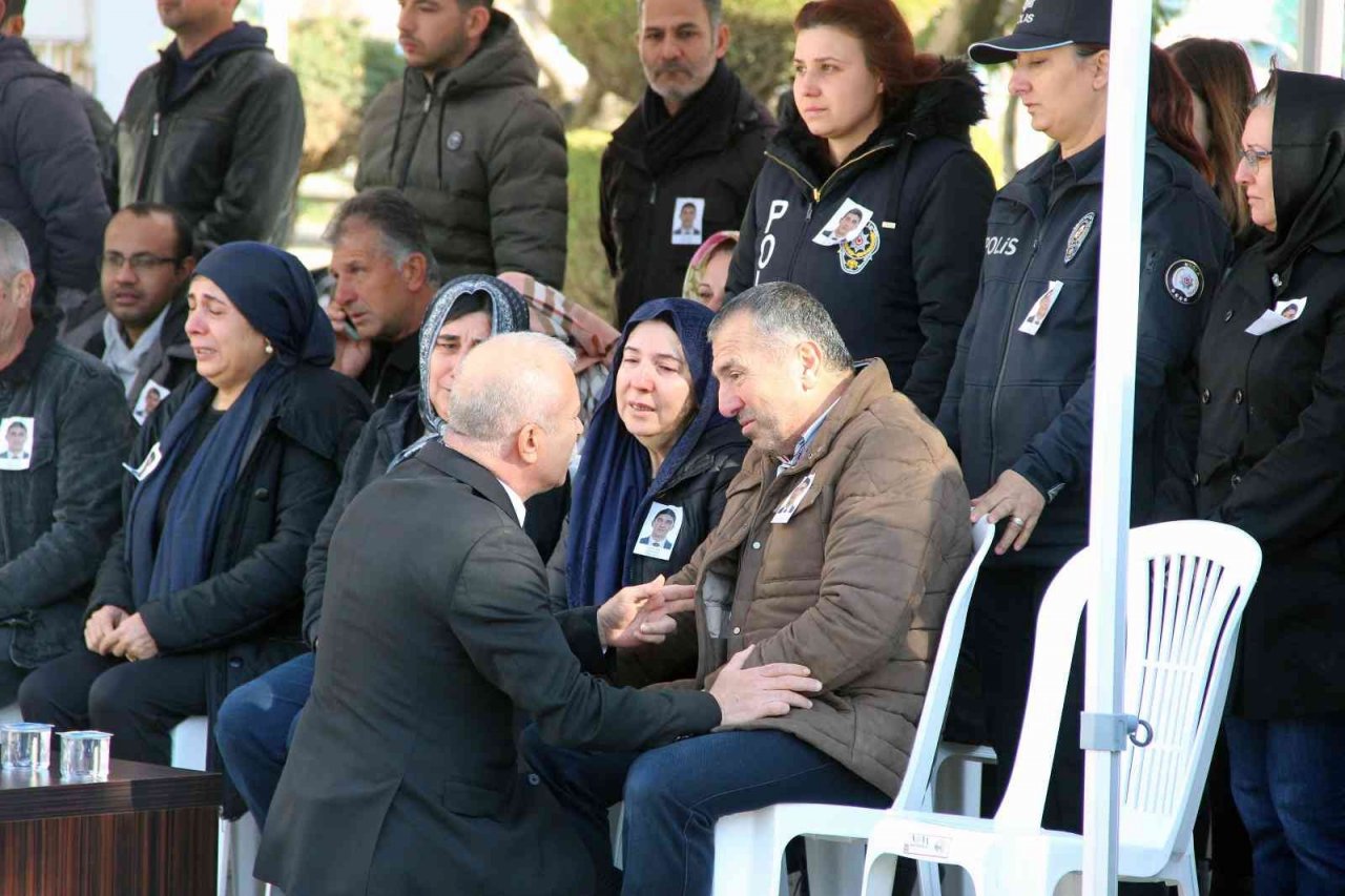 Şehit Komiser için Emniyet Müdürlüğünde tören