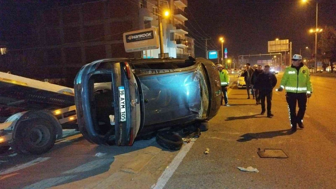 Takla atan otomobildeki 3 kişi kayıplara karıştı