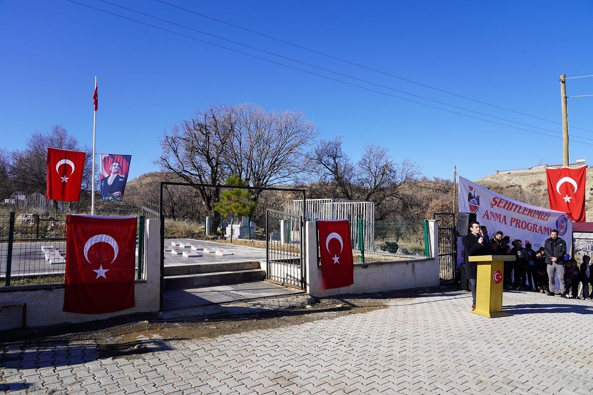 PKK’nın Hamzalı’da katlettiği 23 şehit anıldı