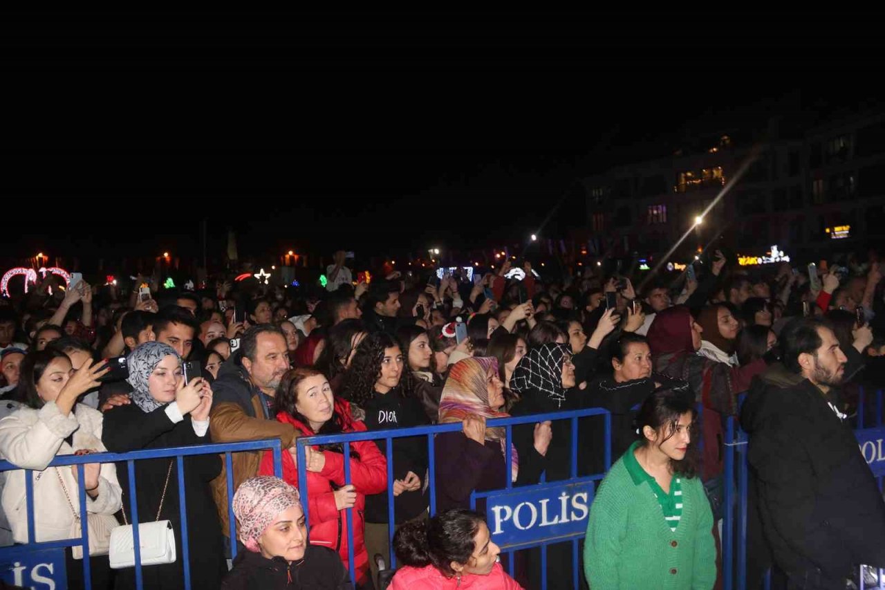 Fethiye’de yeni yıl coşkusunu yaşadı