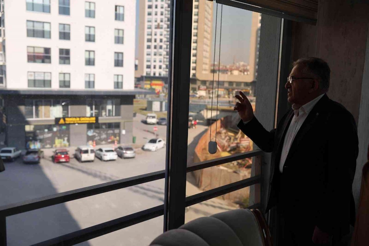 Büyükkılıç, AK Parti Kayseri İl Kadın Kolları Üyeleri ile istişare toplantısı gerçekleştirdi