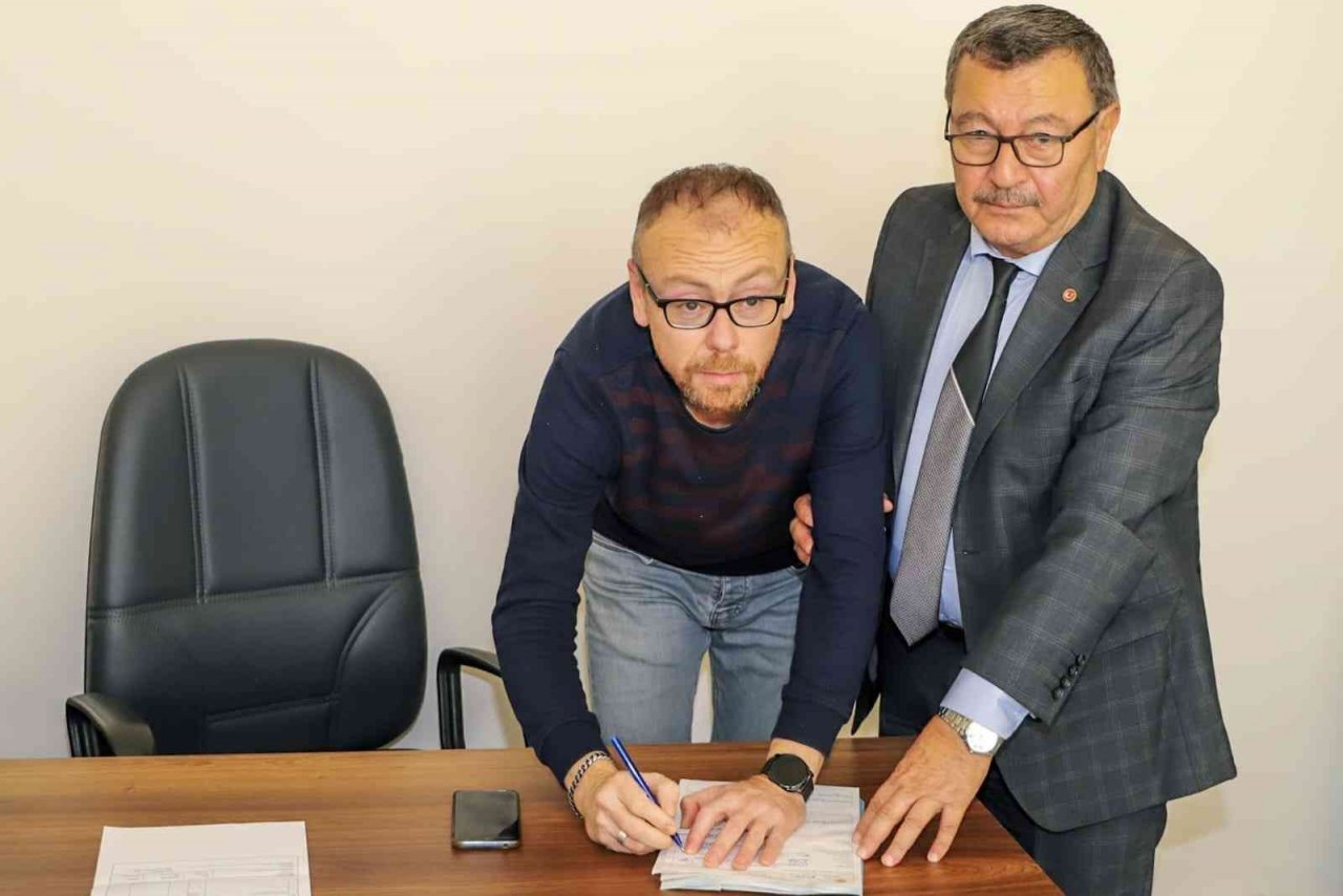 Köşk’te AK Parti’ye 2022’nin son ayında 180 katılım oldu