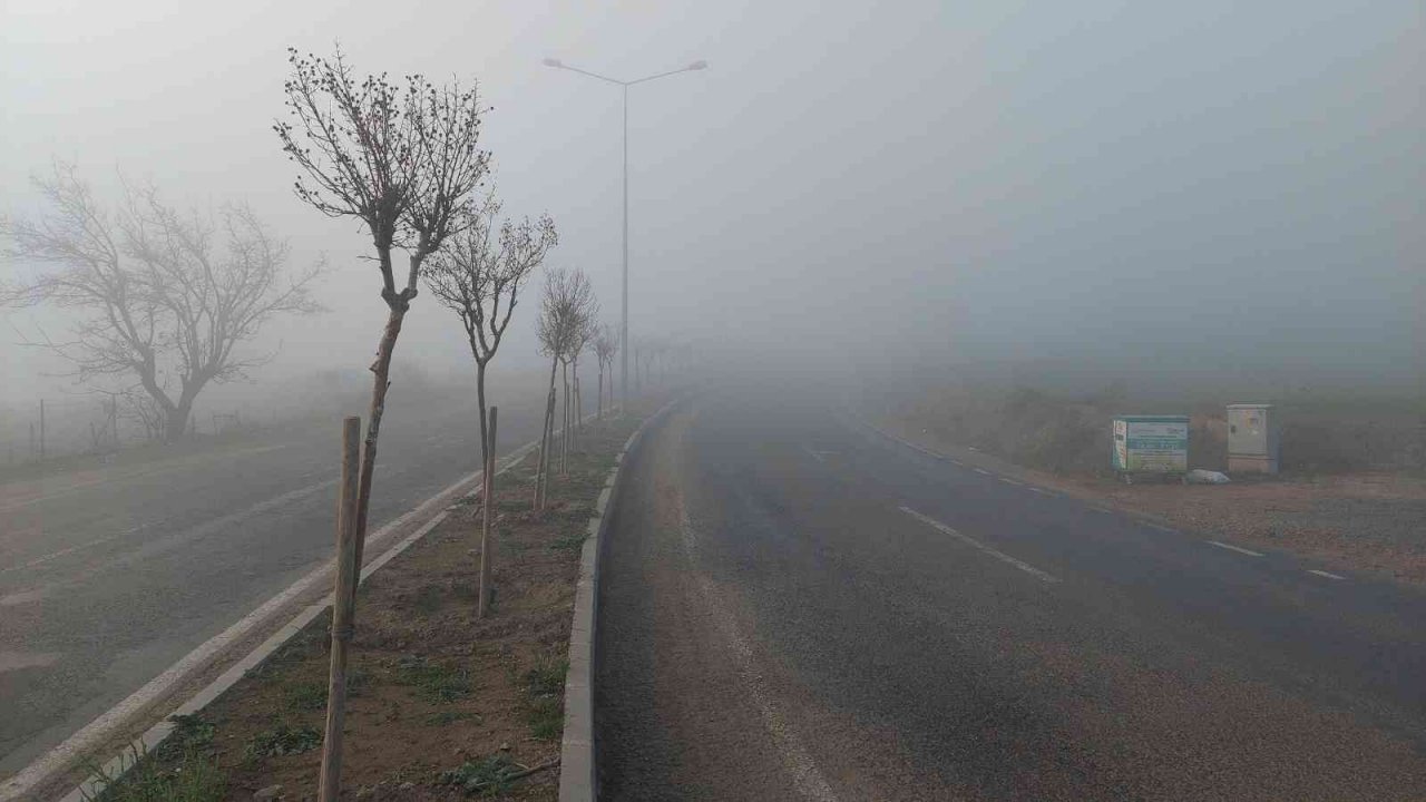 Marmara’da sis etkili oldu