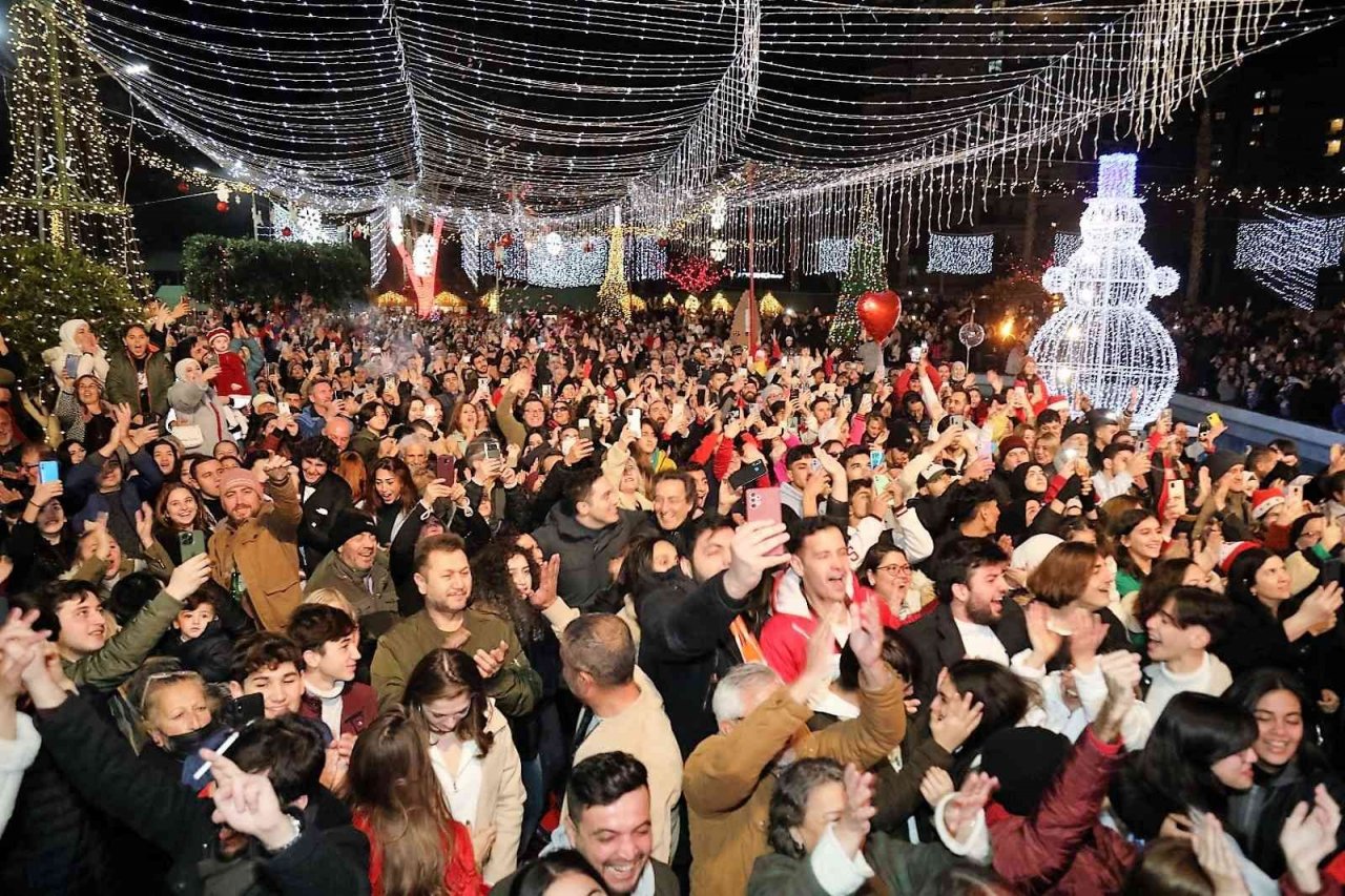 Mezitli, 2023 yılına coşkuyla girdi