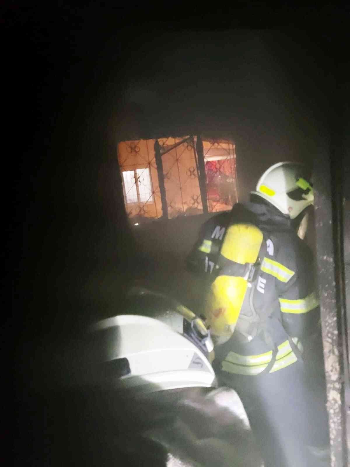 Ortaca’da ev yangını