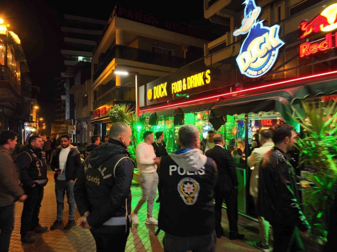 Nazilli emniyeti yeni yıl gecesi kuş uçurtmadı