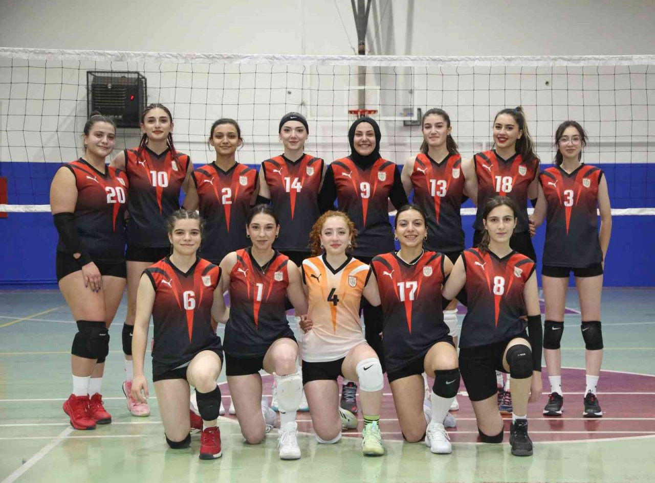İl Özel İdarespor voleybol takımı galibiyete odaklandı