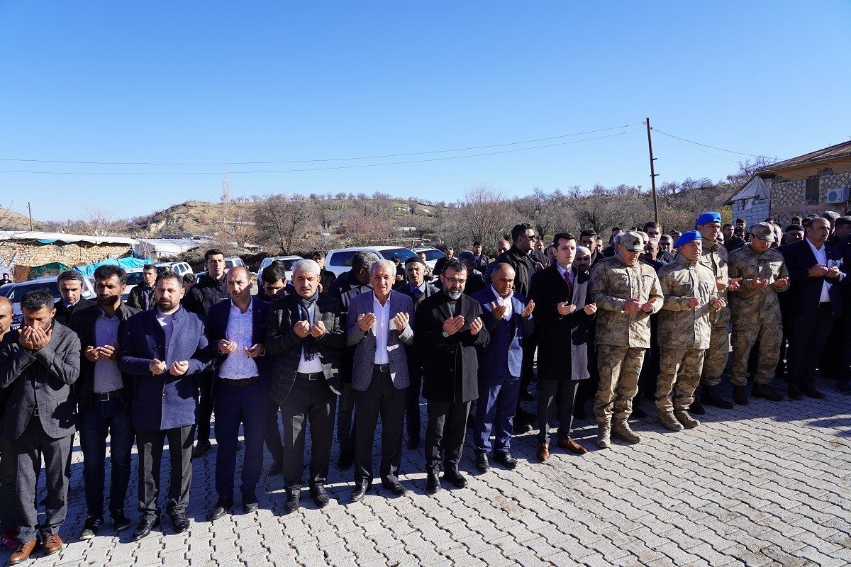 PKK’nın Hamzalı’da katlettiği 23 şehit anıldı