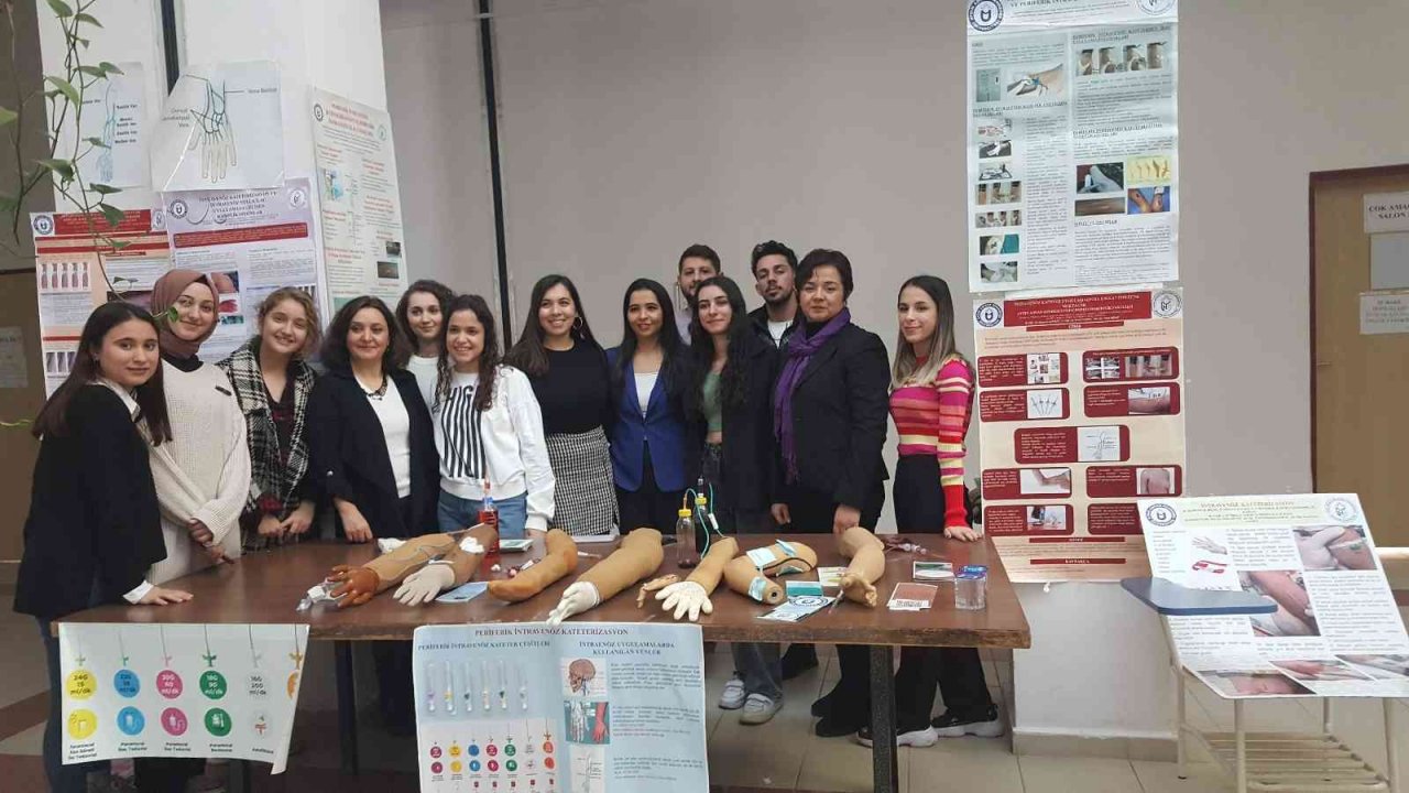 ADÜ Hemşirelik Fakültesi’nde sergi düzenlendi