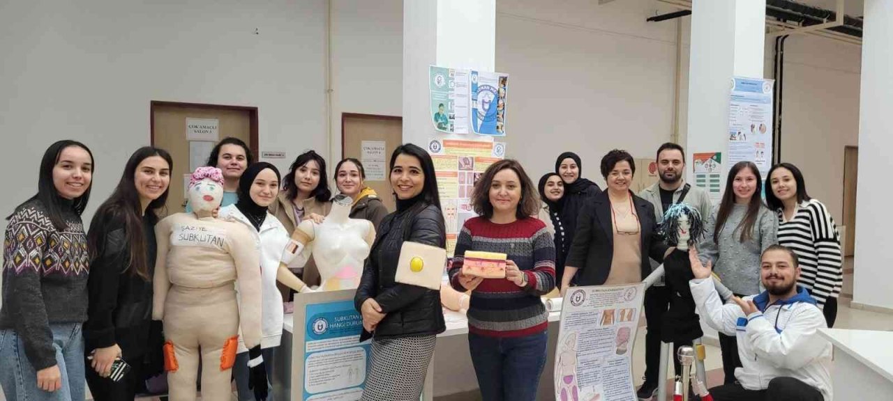 ADÜ Hemşirelik Fakültesi’nde sergi düzenlendi