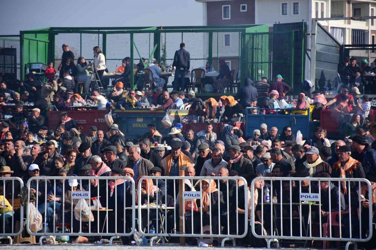 Aydın’da yılın ilk güreşi sessiz yapıldı