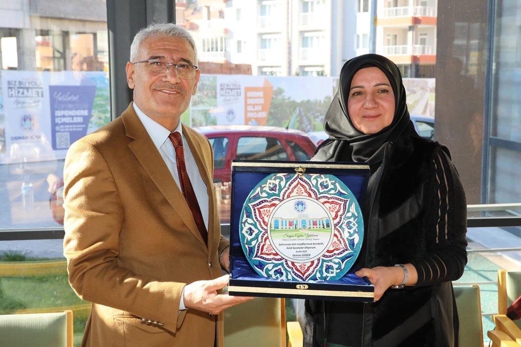 Başkan Güder, esnaf ve oda başkanlarıyla bir araya geldi