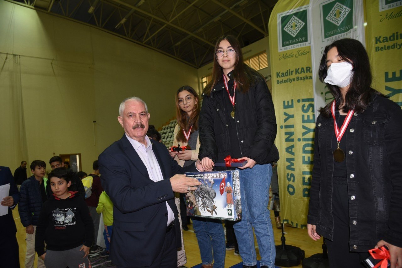 Satranç turnuvasında 243 sporcu yarıştı