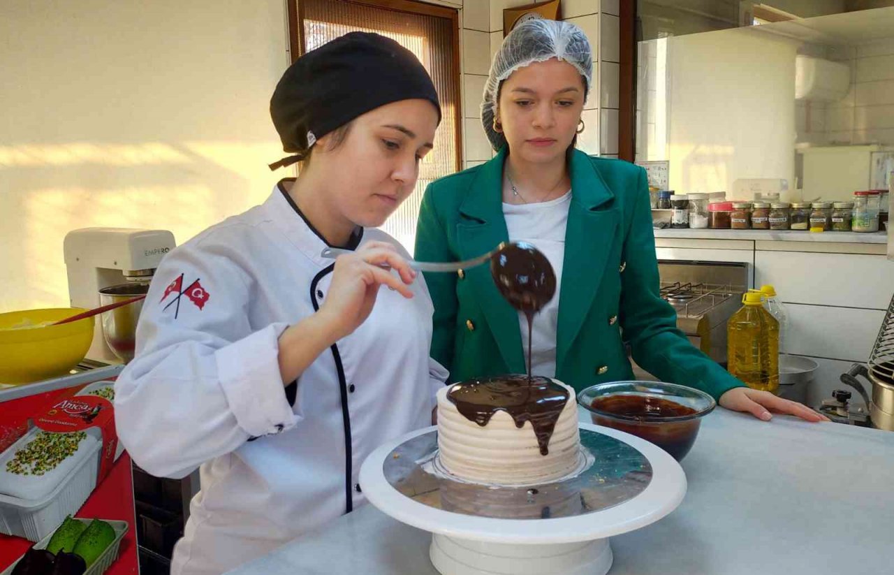 Çölyak hastalarına doğum günü sürprizi