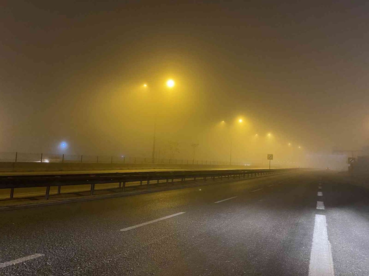 İstanbul Anadolu Yakası’nda yoğun sis etkili oldu