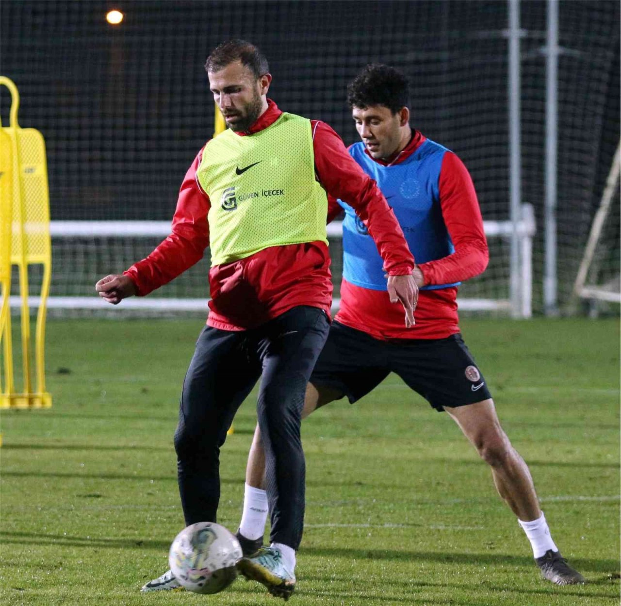 Antalyaspor ile Fenerbahçe 53. randevuda