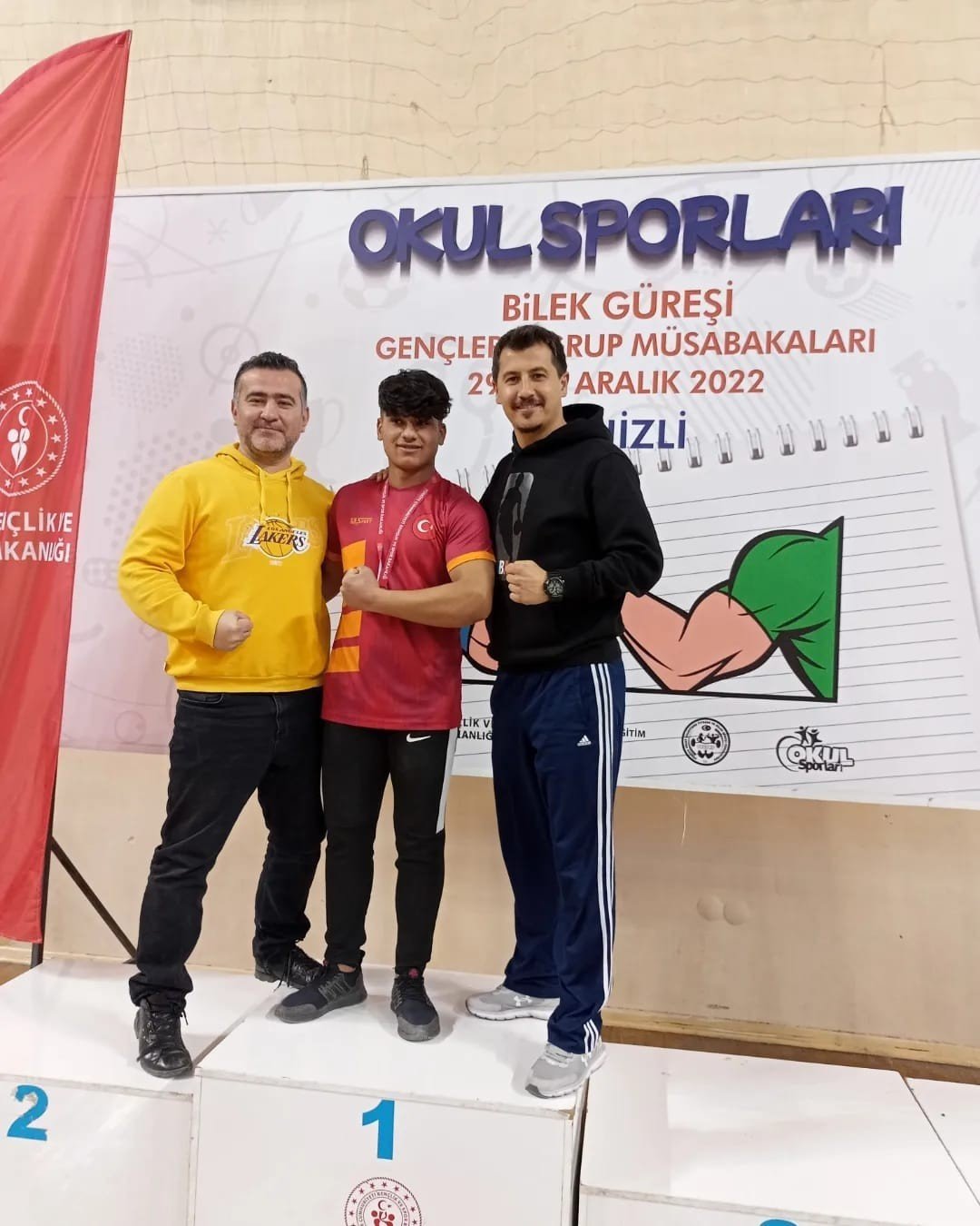 İhsaniye Anadolu Lisesi Okul Sporlarında başarıya doymuyor
