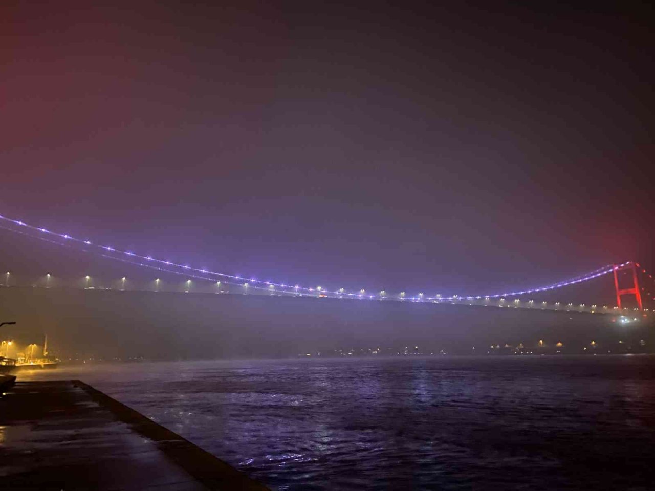 İstanbul’da sis etkili olmaya devam ediyor